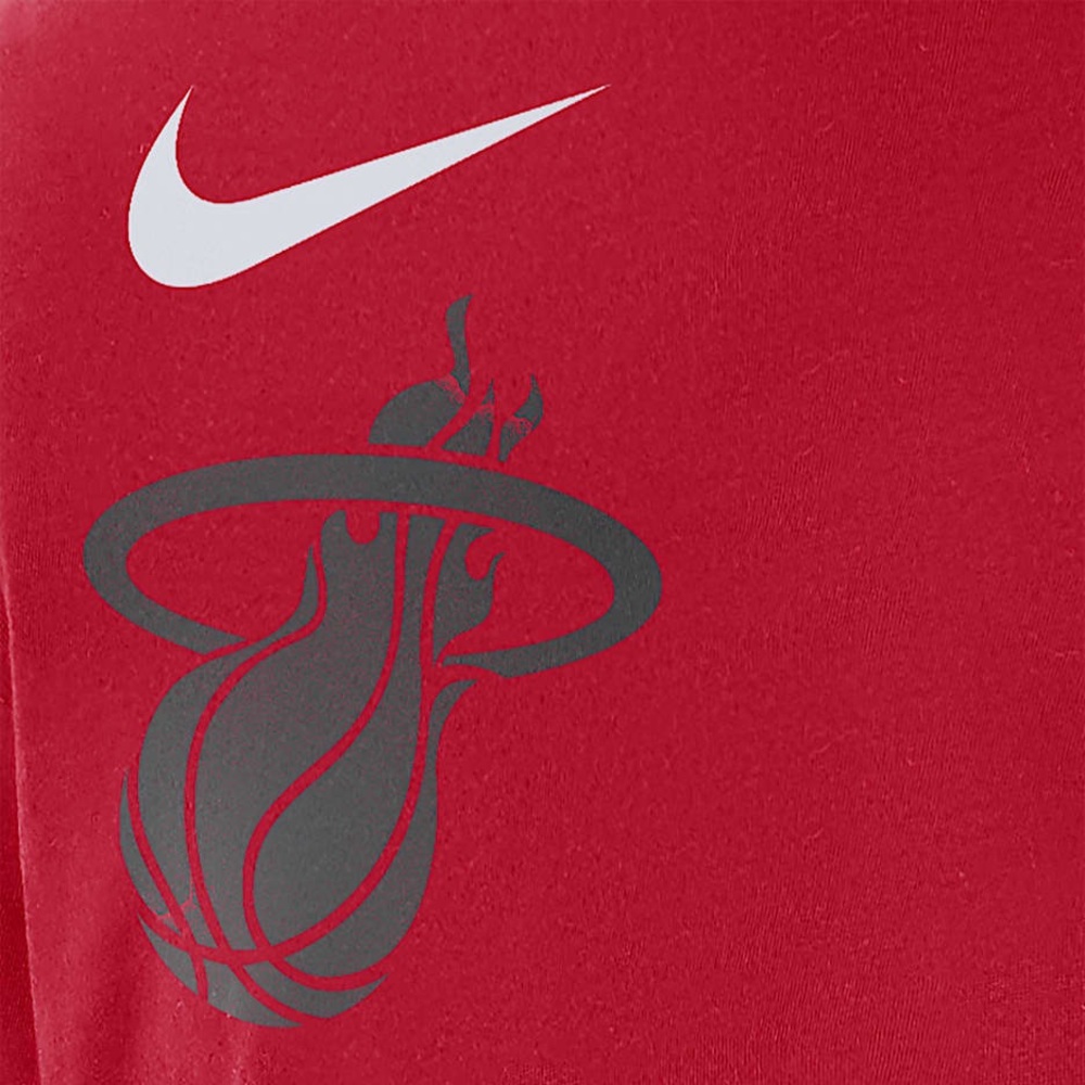 Miami Heat Courtside City Edition
Men's Nike NBA Men’s Long-Sleeve T-Shirt XL - Picture 3 of 13